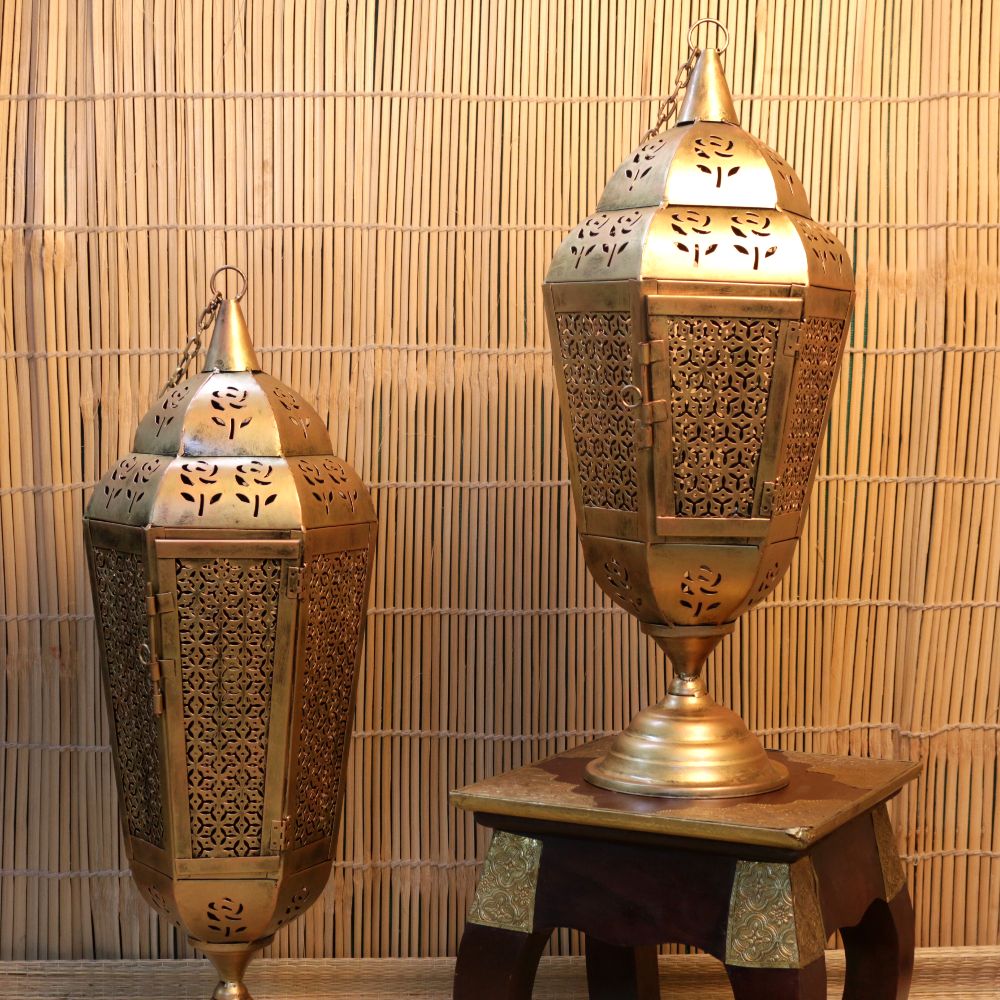 IRON LAMP HANGING