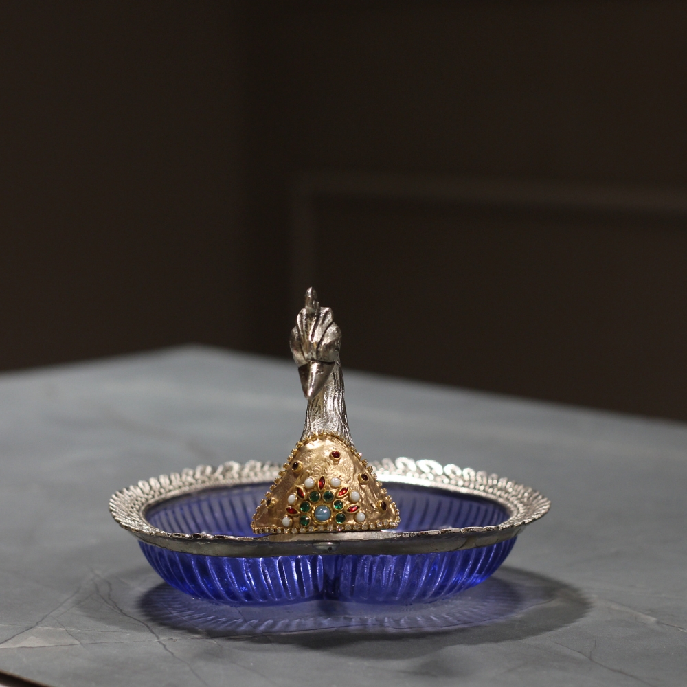 Paan Plate Golden Work