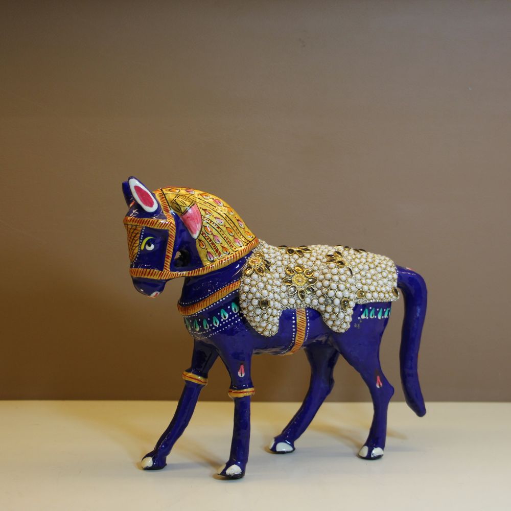Metal Stone Horse 8'' - 6
