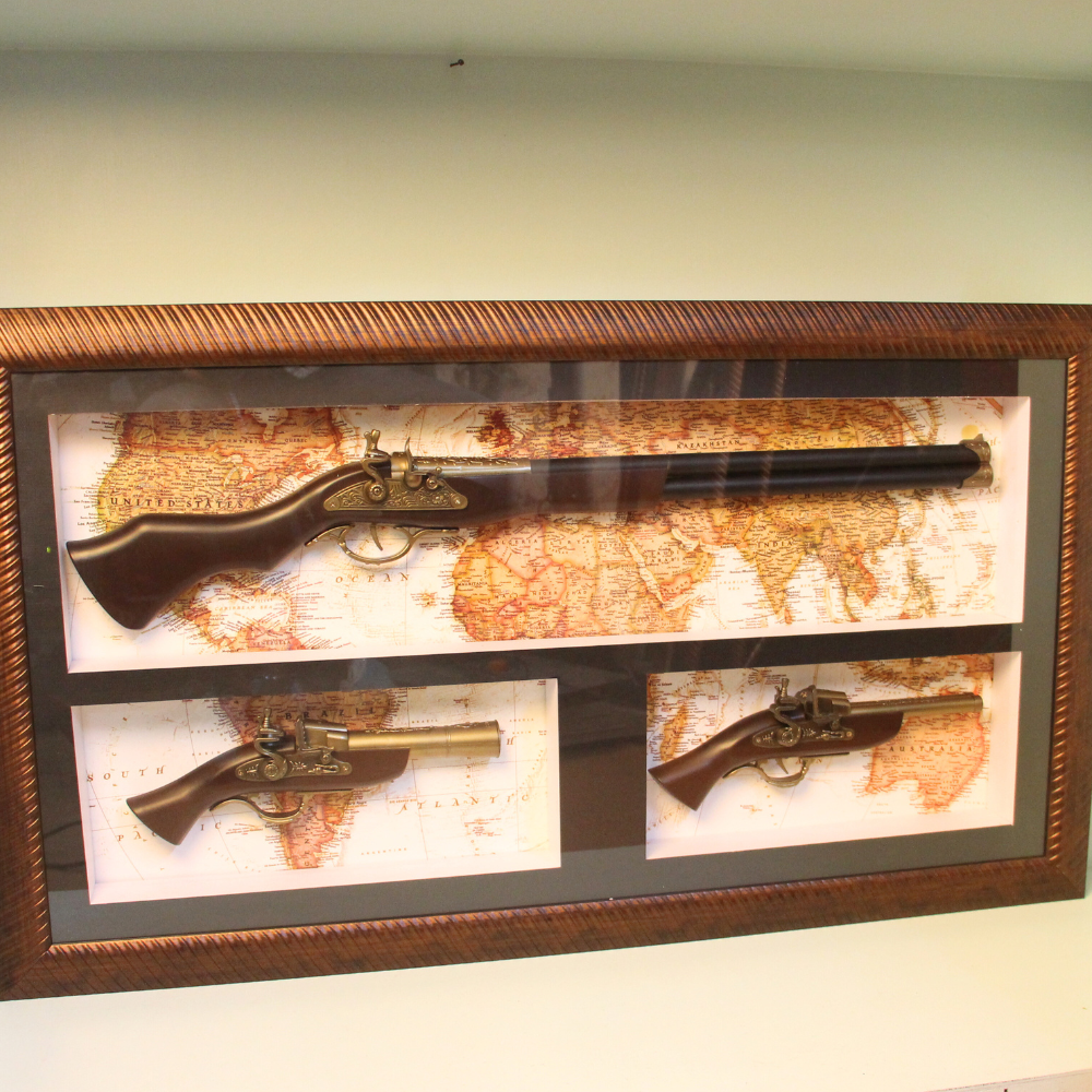 Gun With Frame - 3
