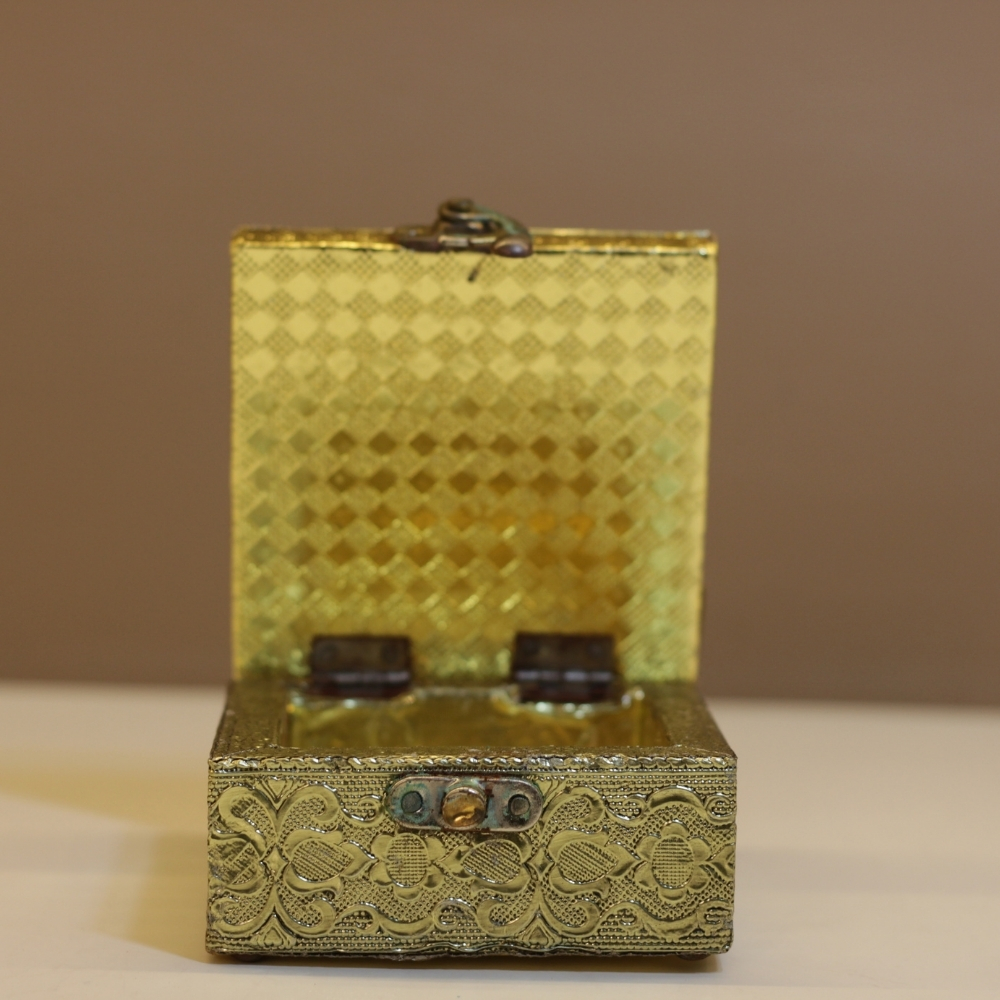 4X4 EMBOSE BOX - 5
