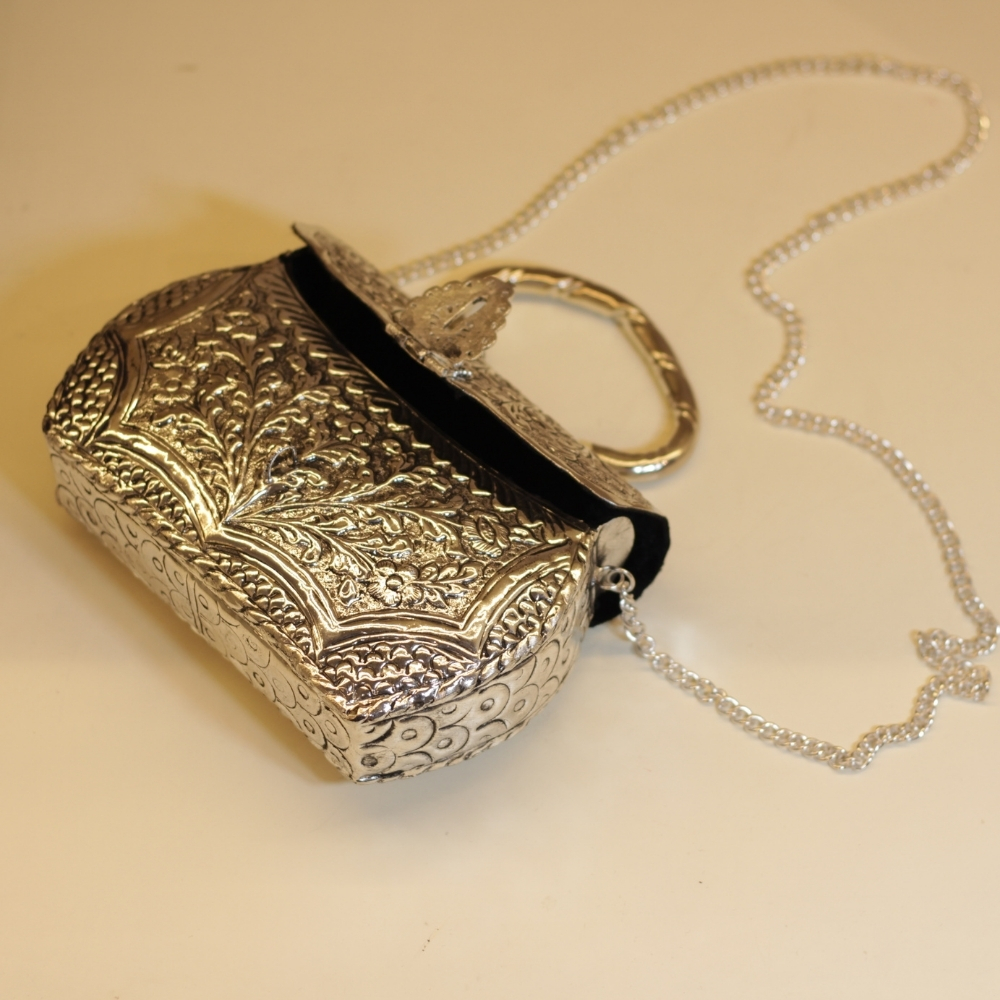 Brass purse - 4
