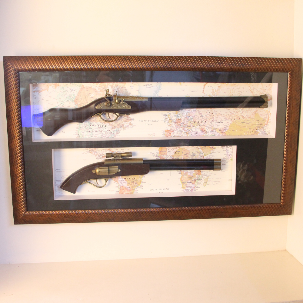 Gun With Frame