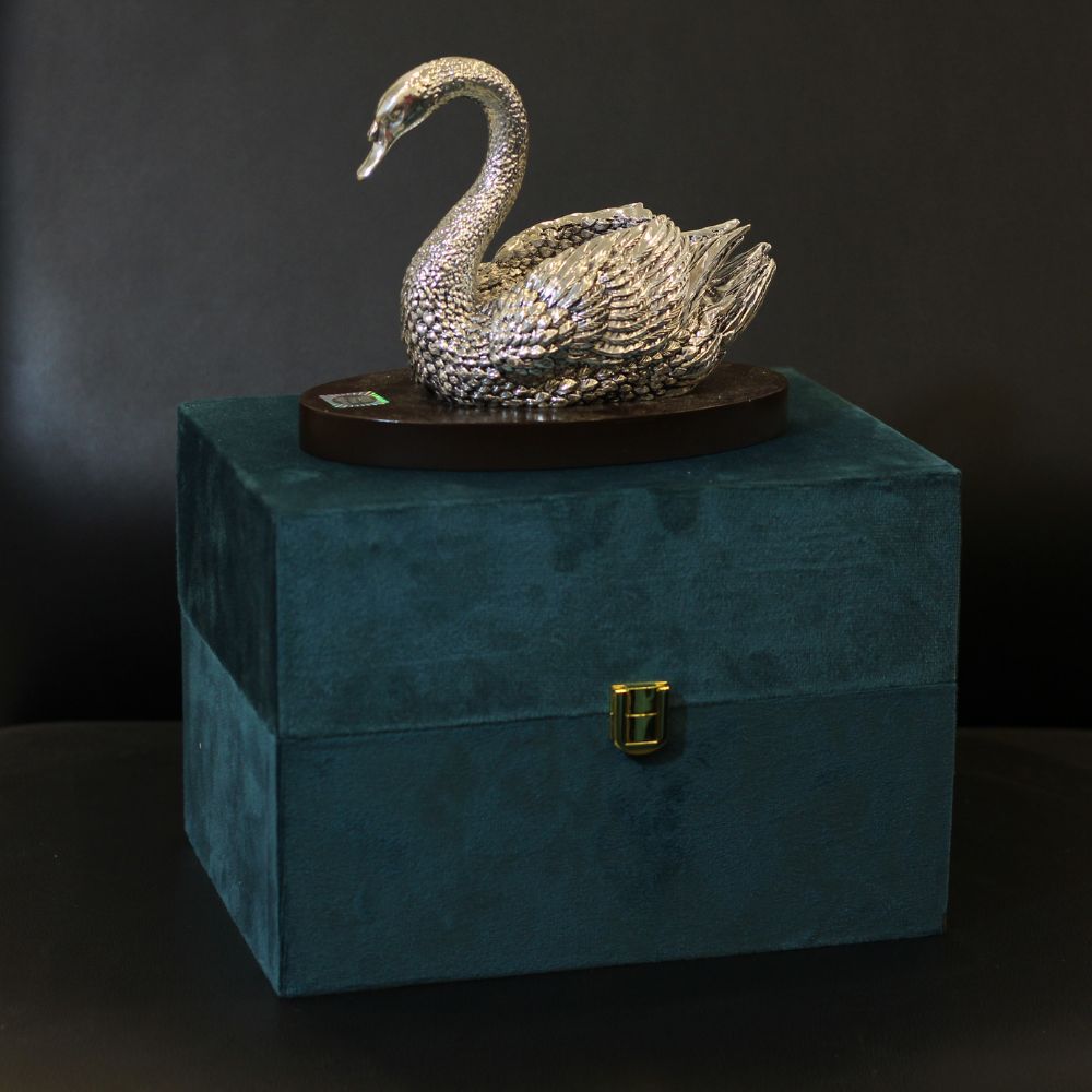 Duck Clad With Silver W/box - 3