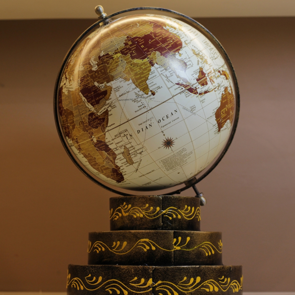 Iron Stand Globe Round - 5