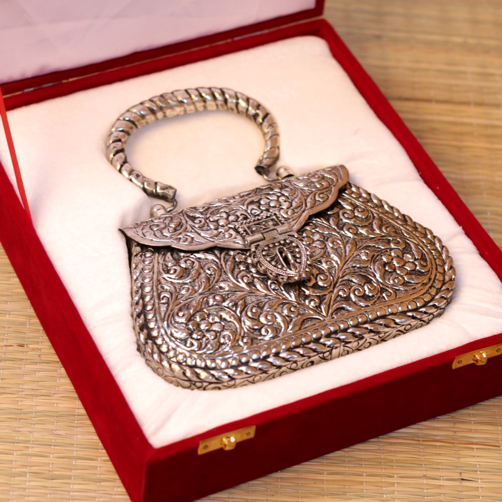 Chitai Purse With Box - 5