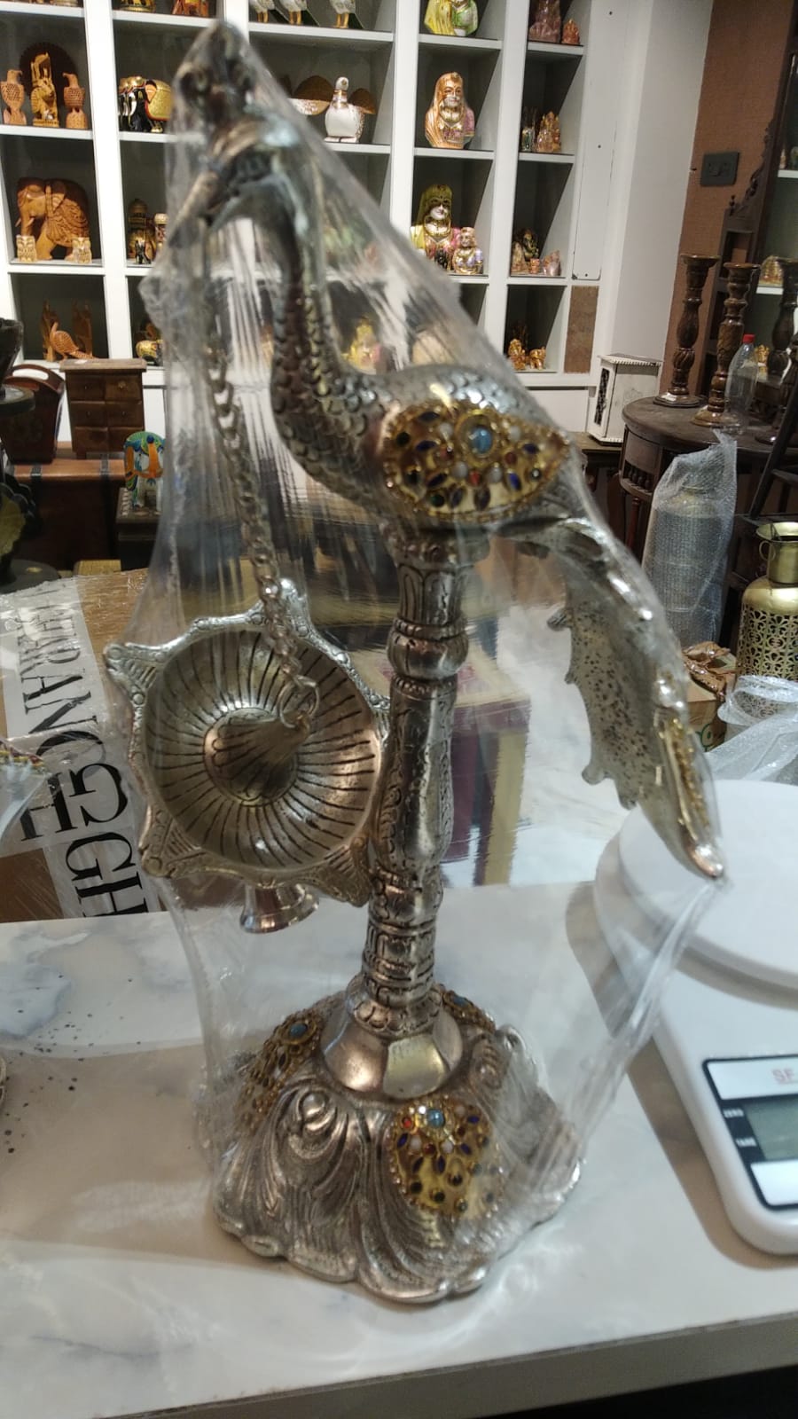 Peacock Bell Stand Golden