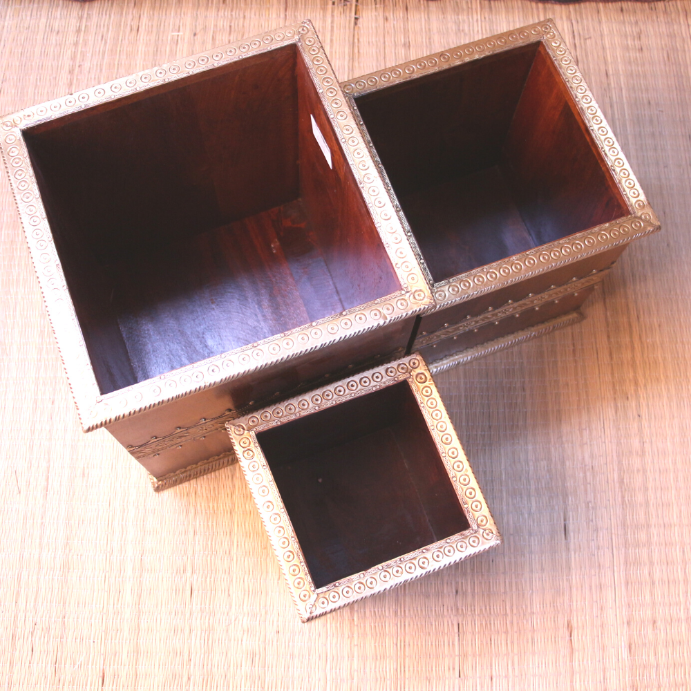 Wooden Planter Set Of 3  Ftd