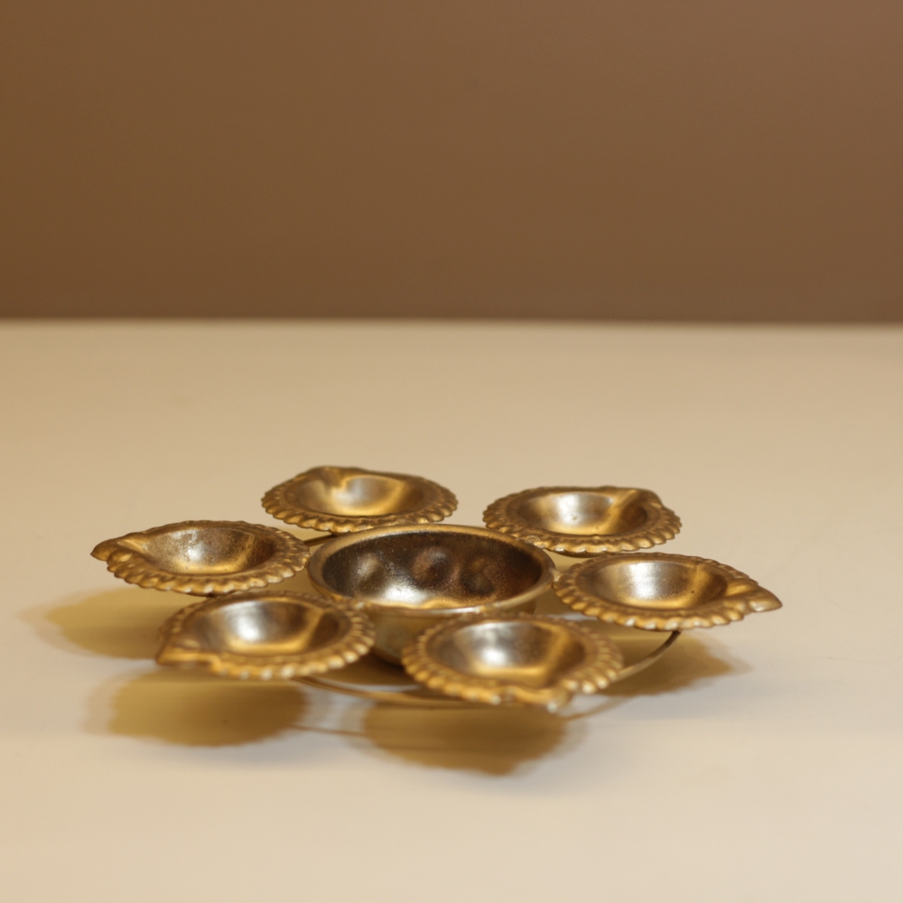 Iron Diya Urli 6'' - 3