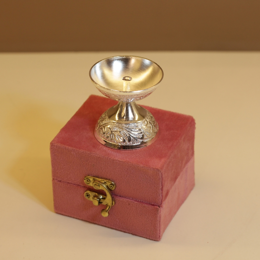 Small Diya W/b
