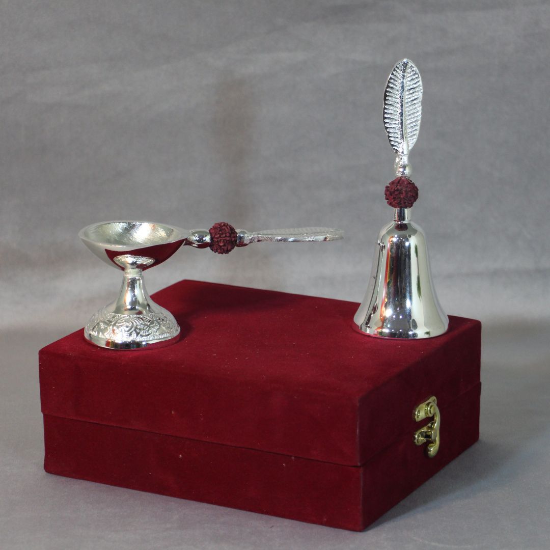 Ghanti Diya Set Rudraksh W/b