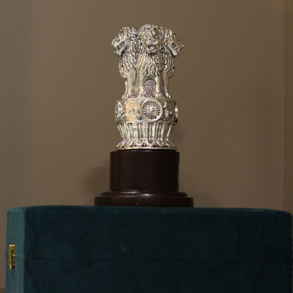 Ashok Stambh 8'' Clad Silver W/b - 4
