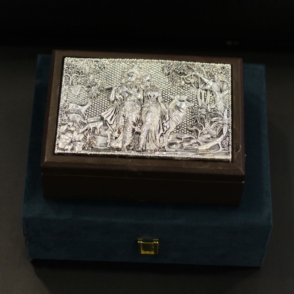 Radha Krishna Dryfruit Big Box W/box