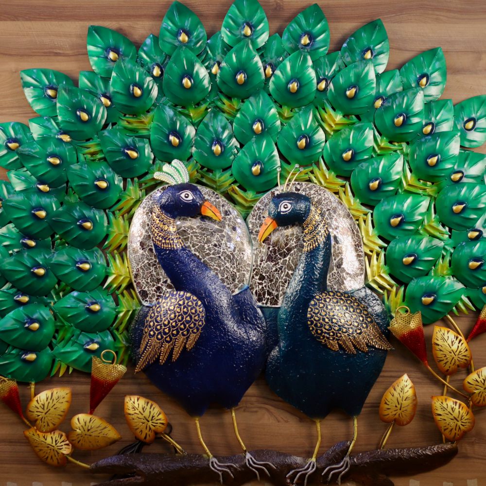 COUPLE PEACOCK