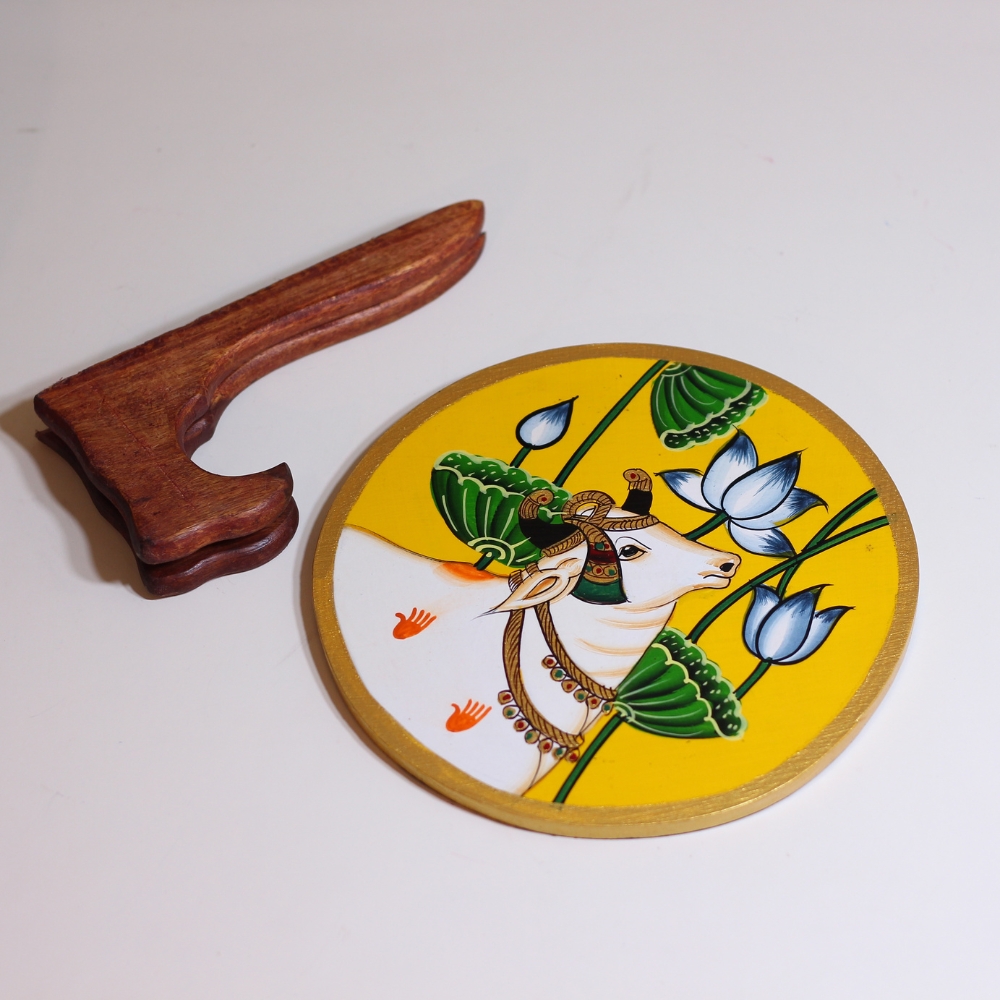 Painted Round Plate Hanging 8x8
