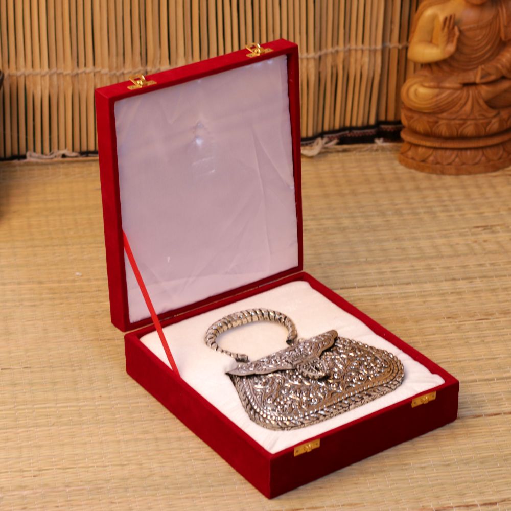 Chitai Purse With Box - 3