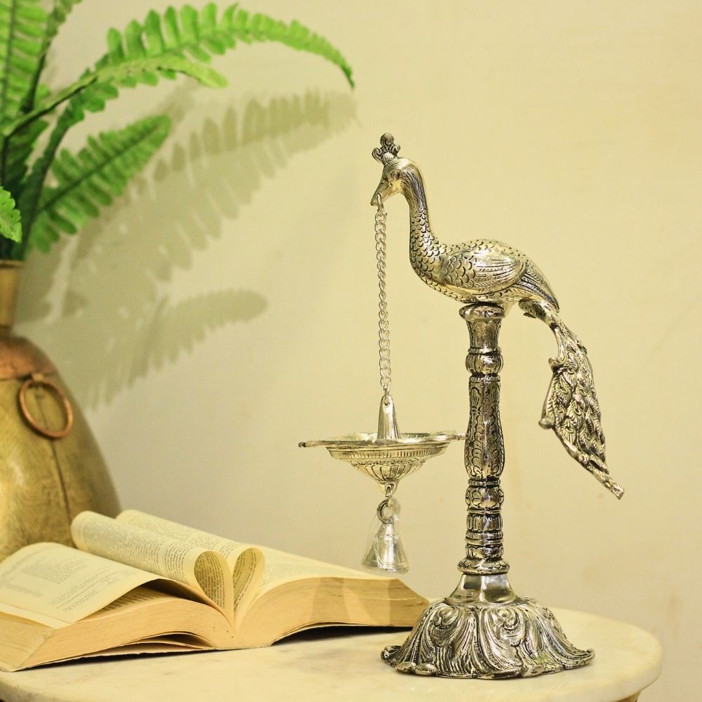 Metal Stand Peacock W/bell - 5