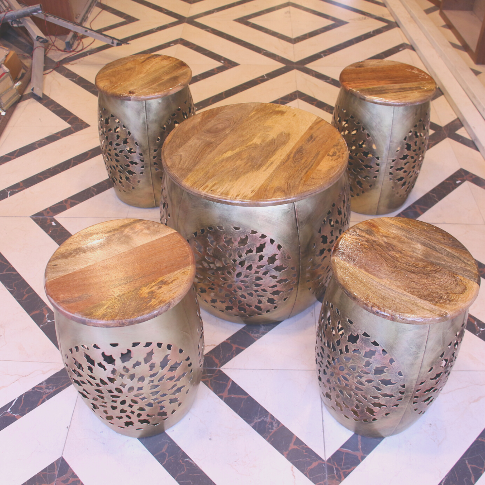 Old Table Set Of 5 -1325