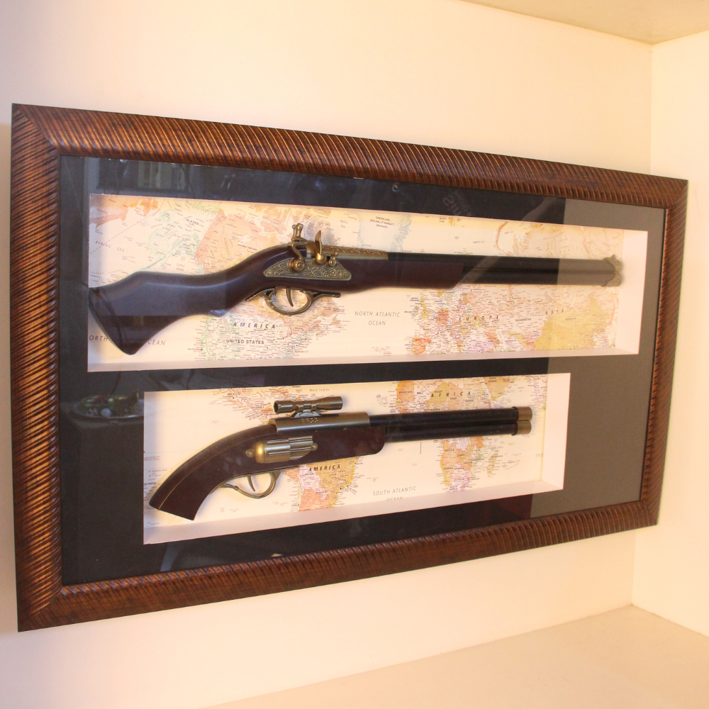 Gun With Frame - 4