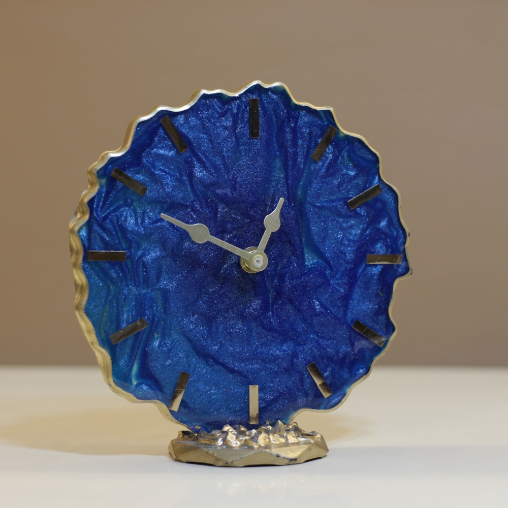 Resin Table Clock - 3