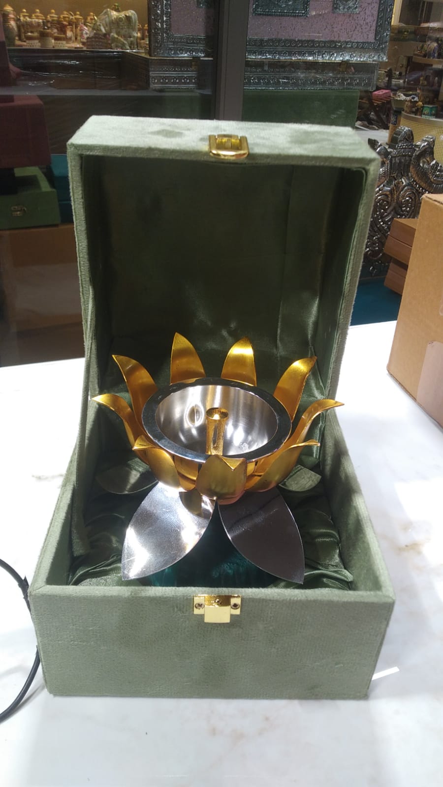 Lotus Diya 2552/5''