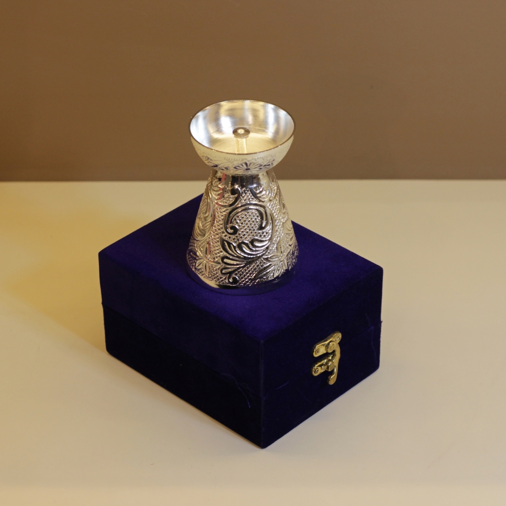 Single Diya Pillar W/b