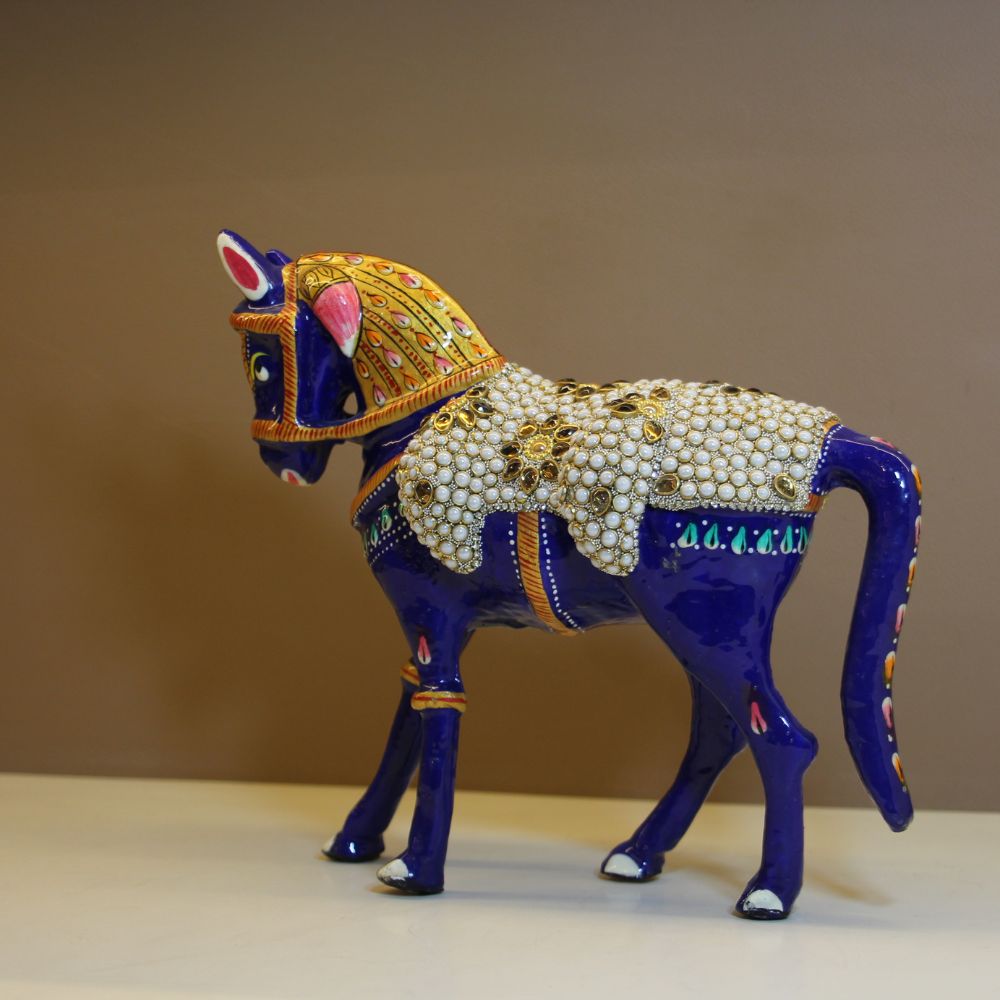 Metal Stone Horse 8''