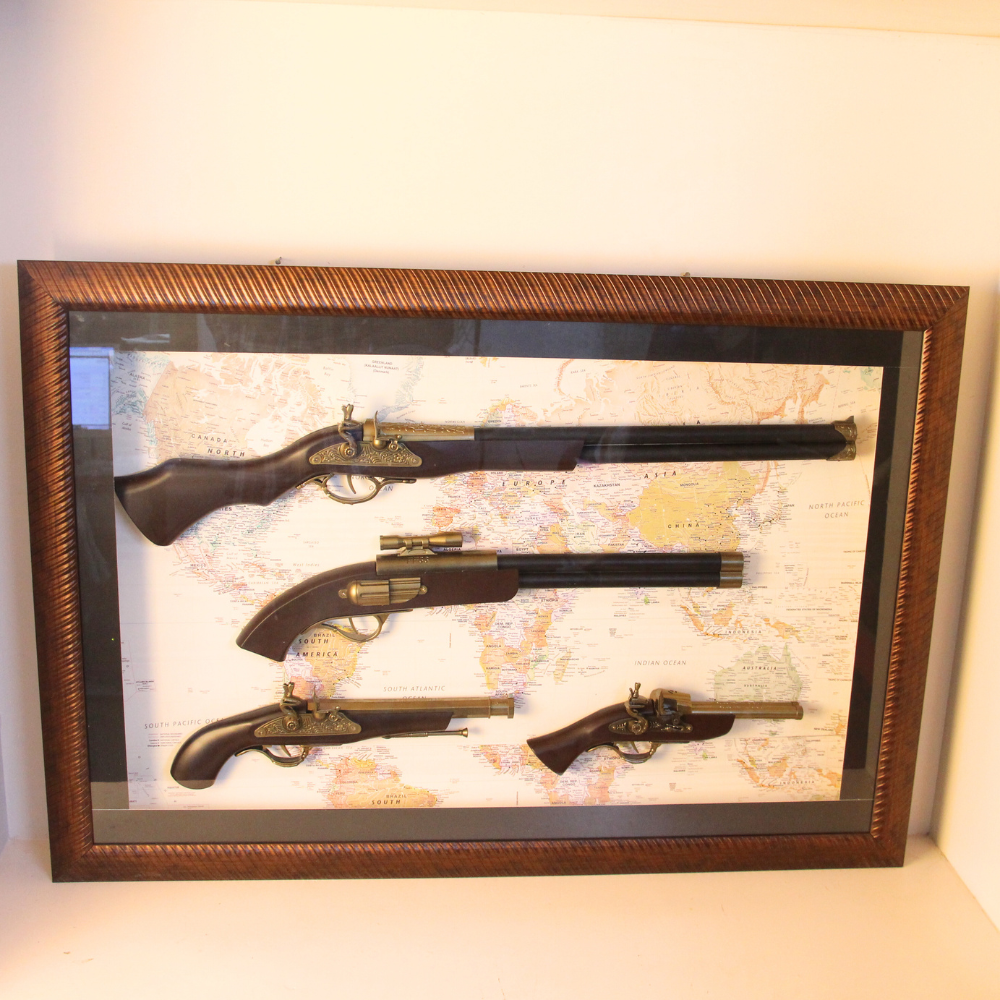 Gun With Frame - 3