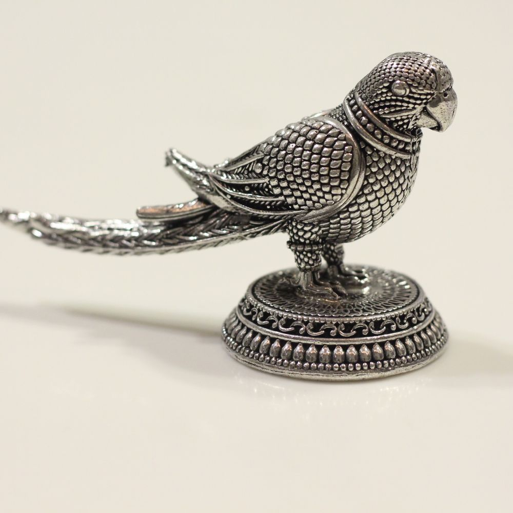 Brass Parrot Med.