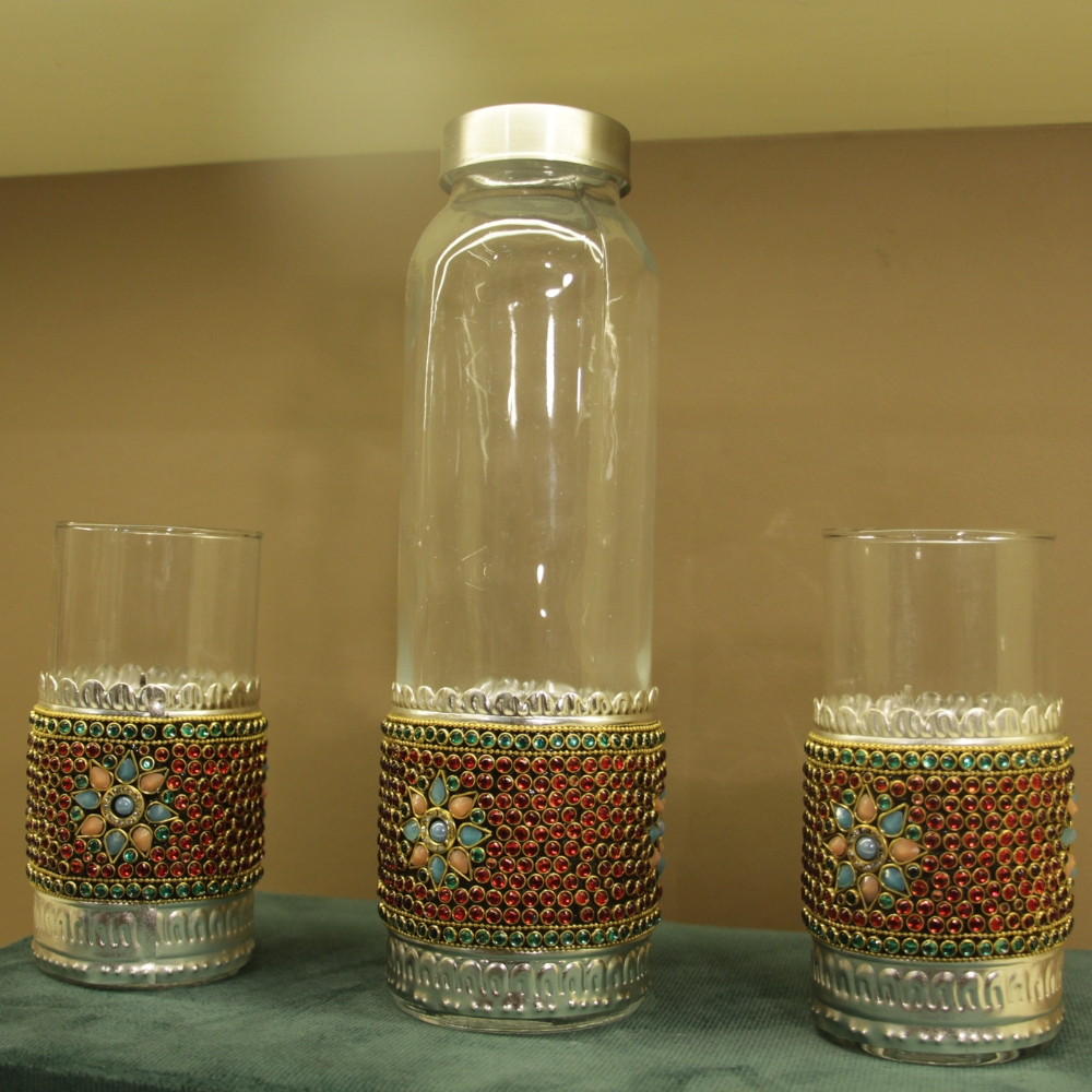 Bottle 2 Glass Set Stone Work - 4