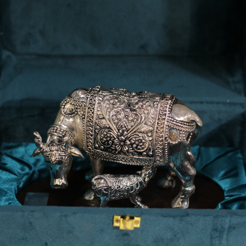 Cow 5'' Clad With Silver W/b - 5