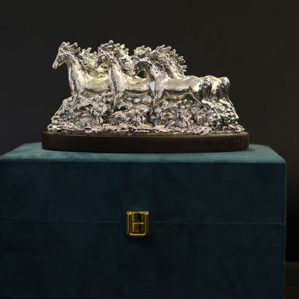 7 Horse Clad With Silver W/box