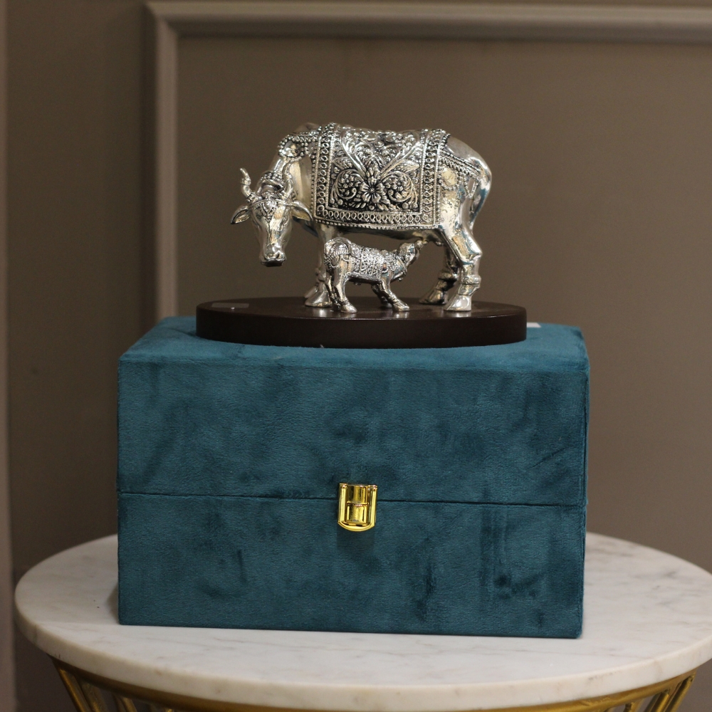 Cow 5'' Clad With Silver W/b