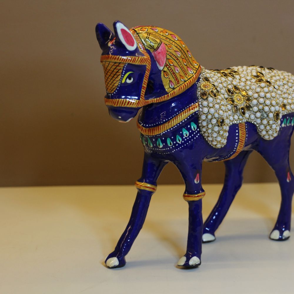 Metal Stone Horse 8'' - 4