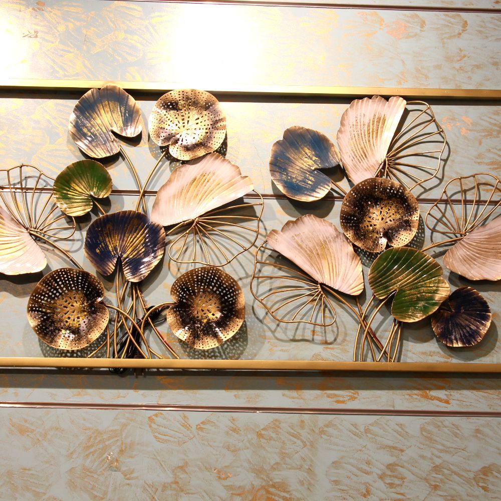 IRON WALL ART WITH LEAF