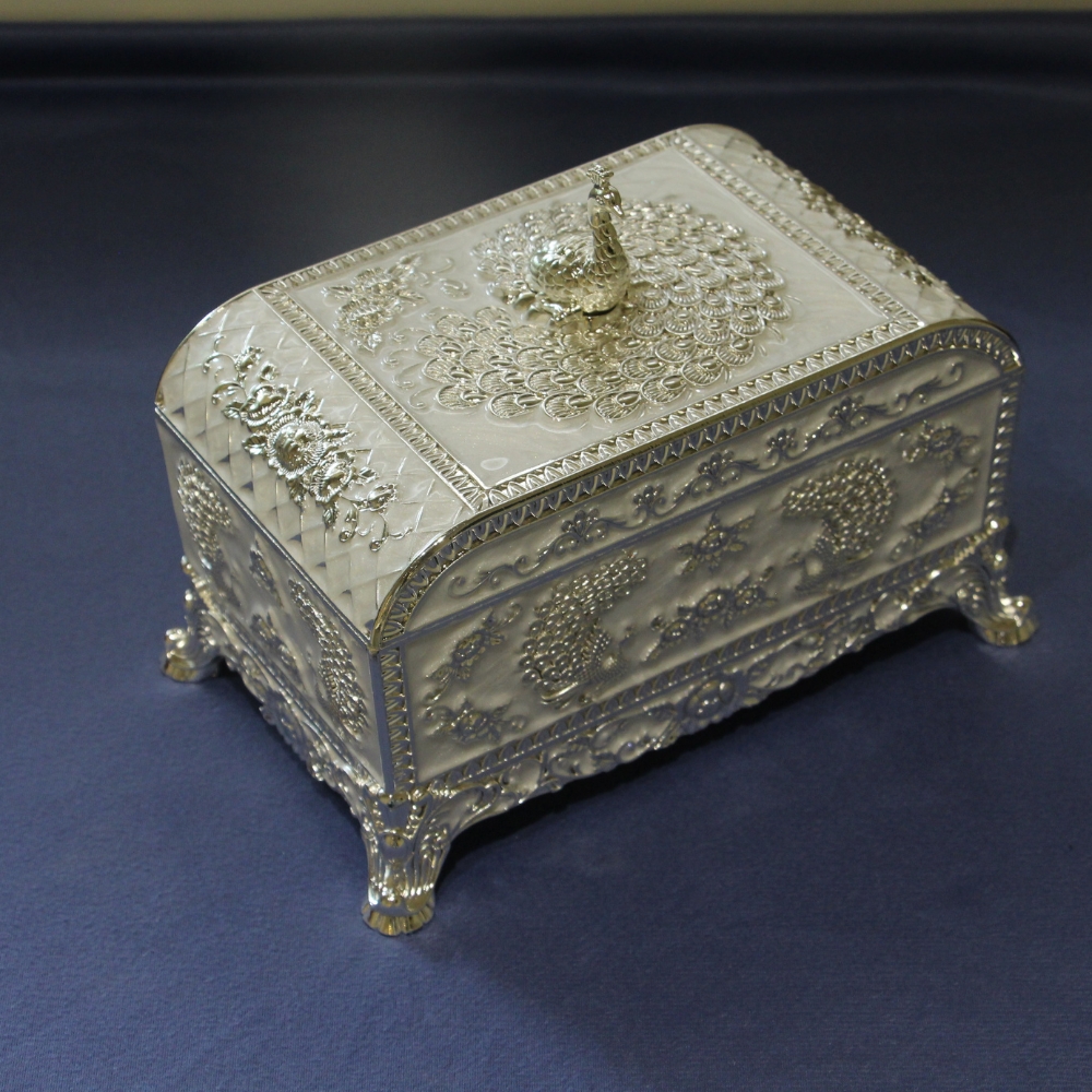 Square Jewellery Box Peacock Nob - 3