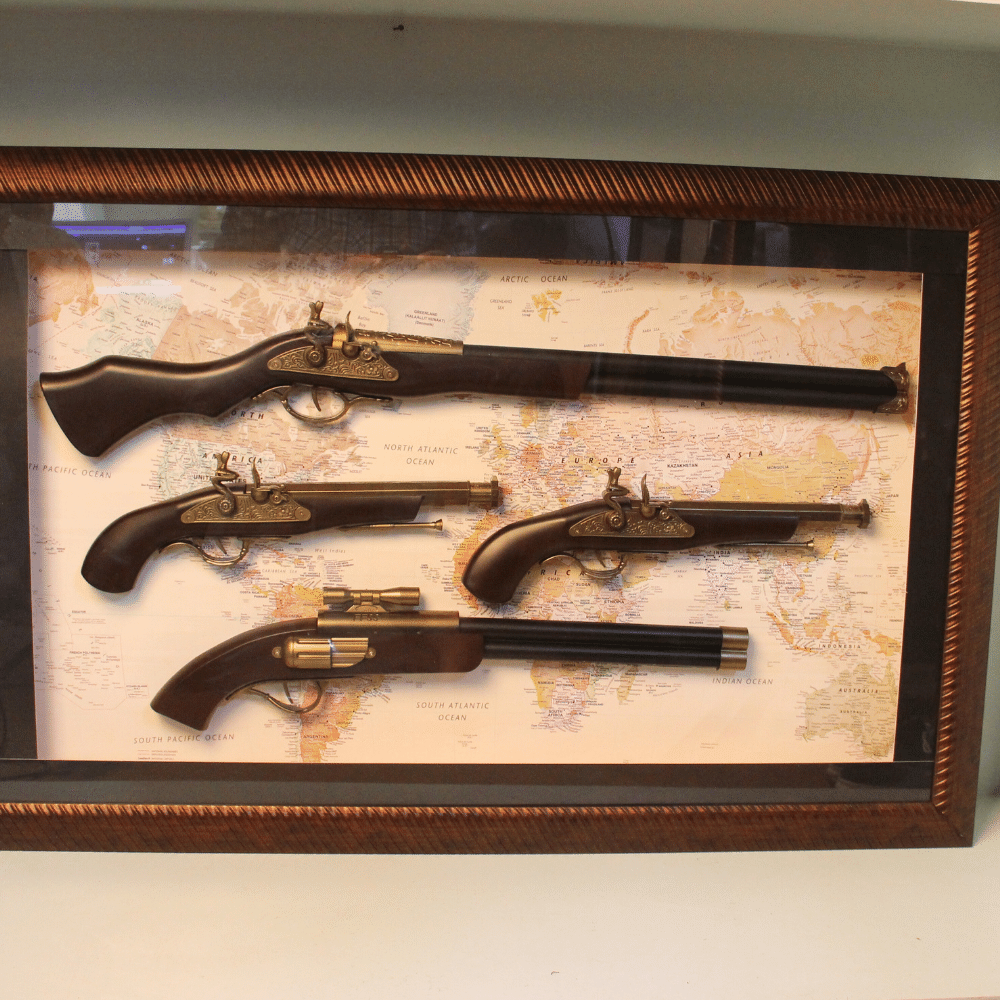 Gun With Frame