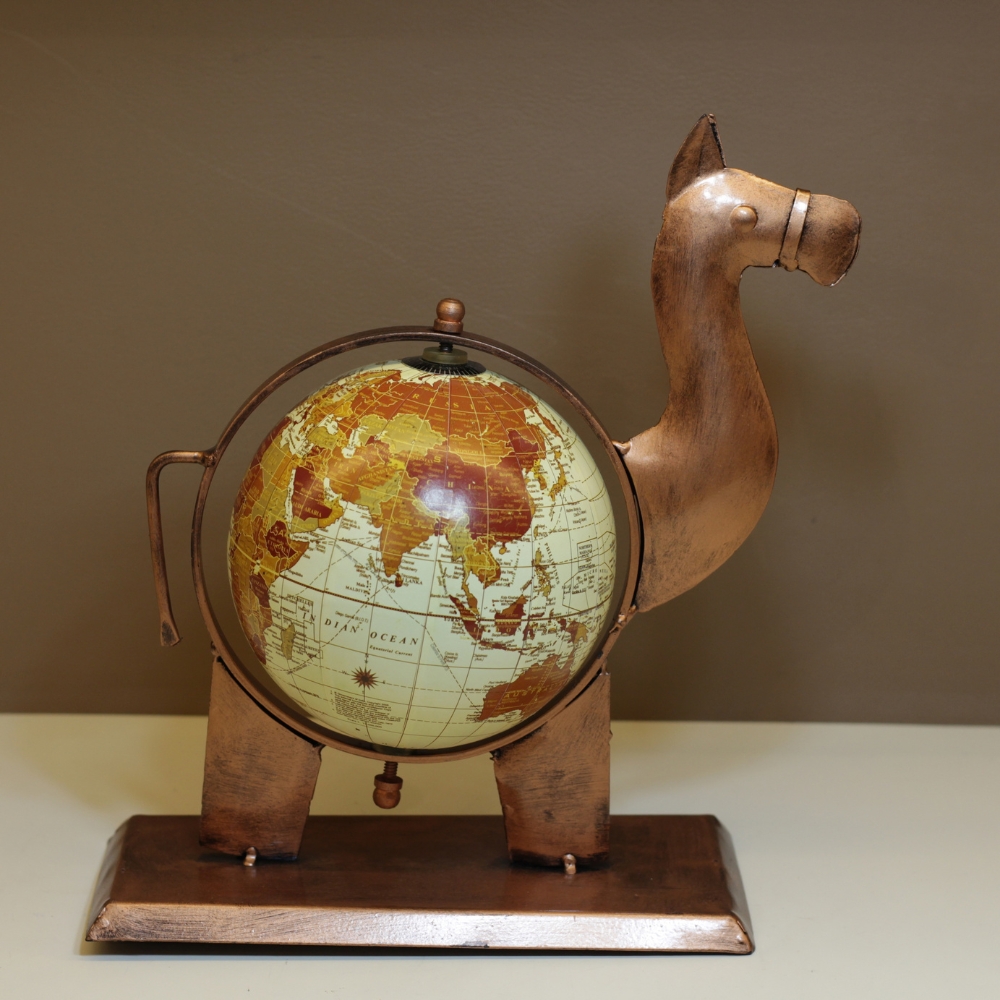 Iron Globe Camil Copper