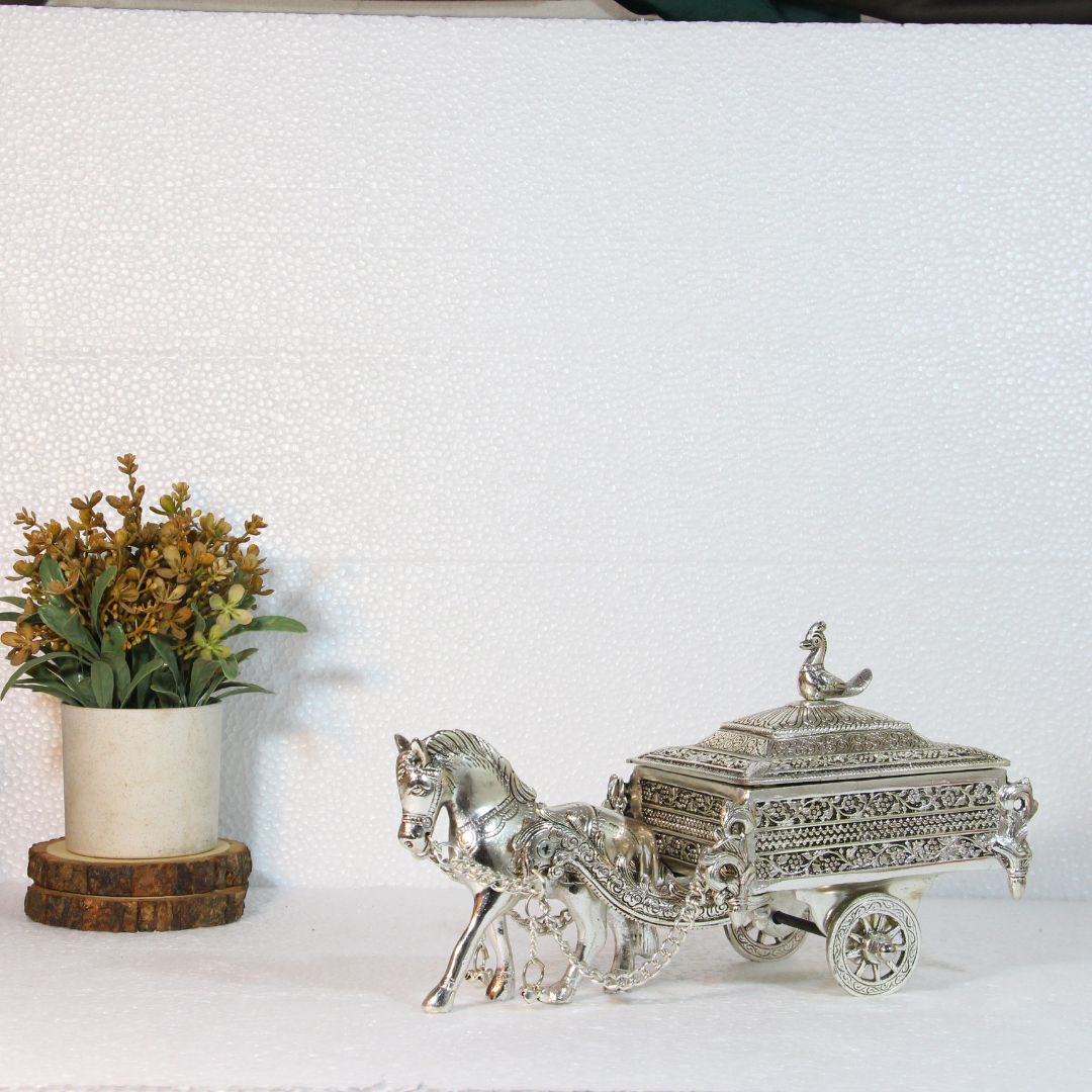Metal Horse Cart New