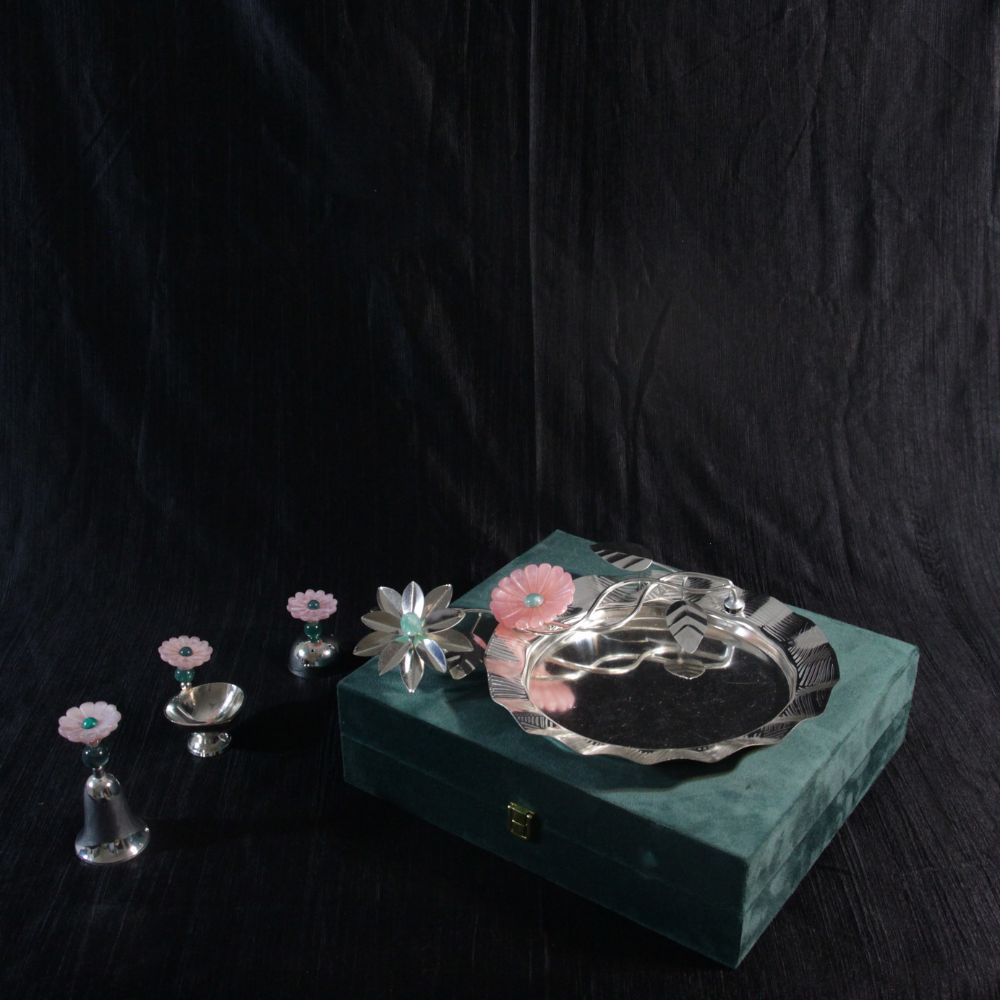 Daisy Pooja Thali Set W/box - 3