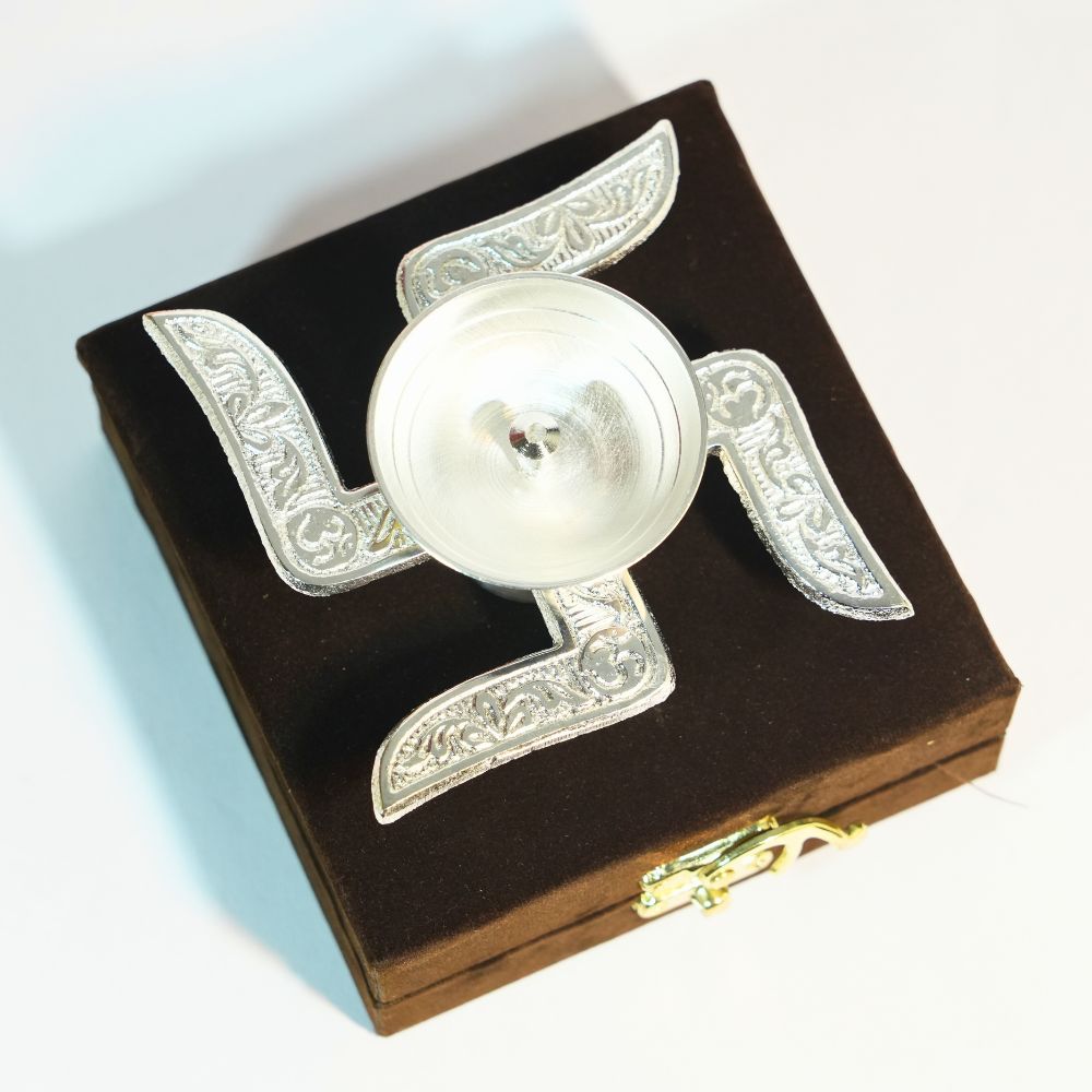Swastik Diya With Box - 8