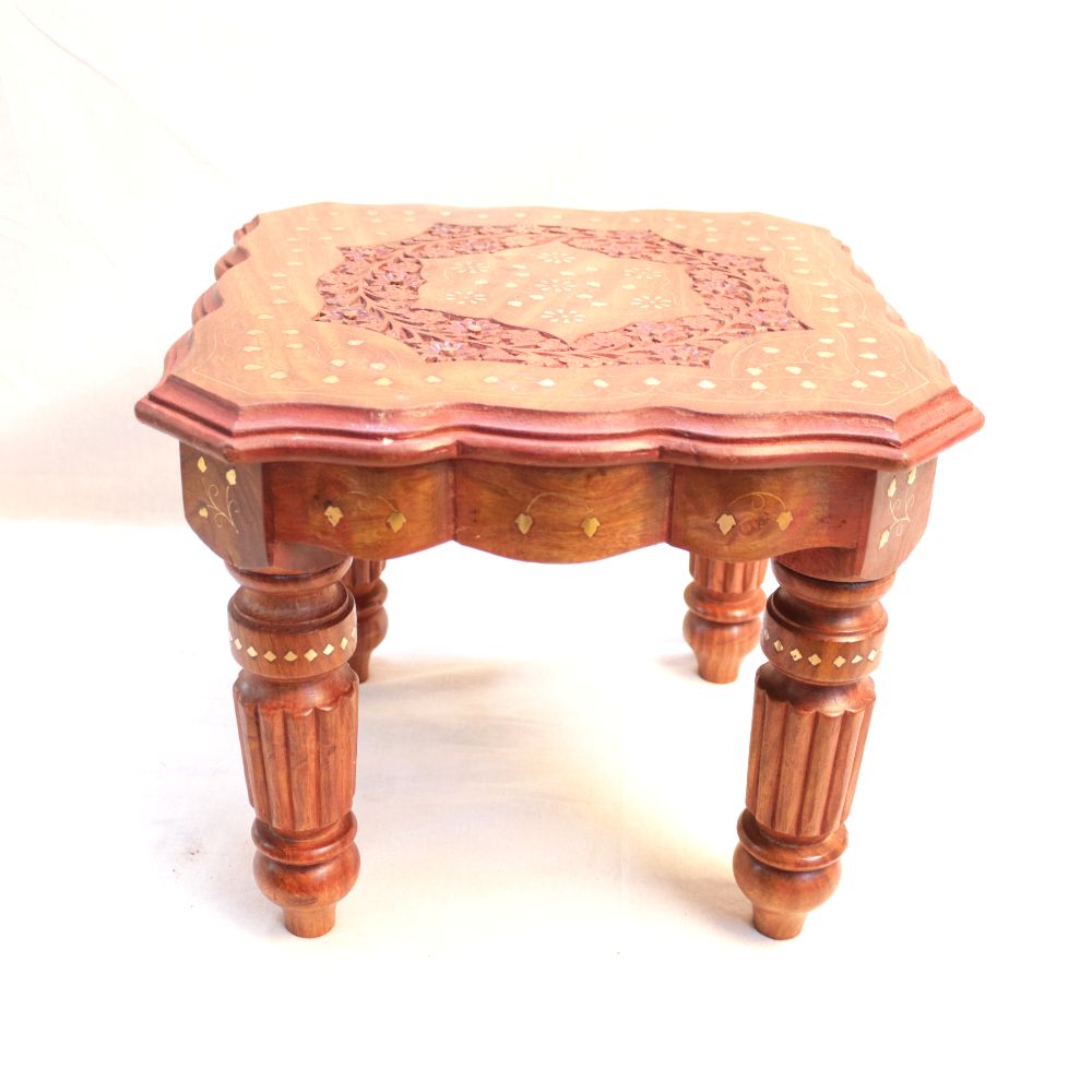 WOODEN TABLE 21 INCH