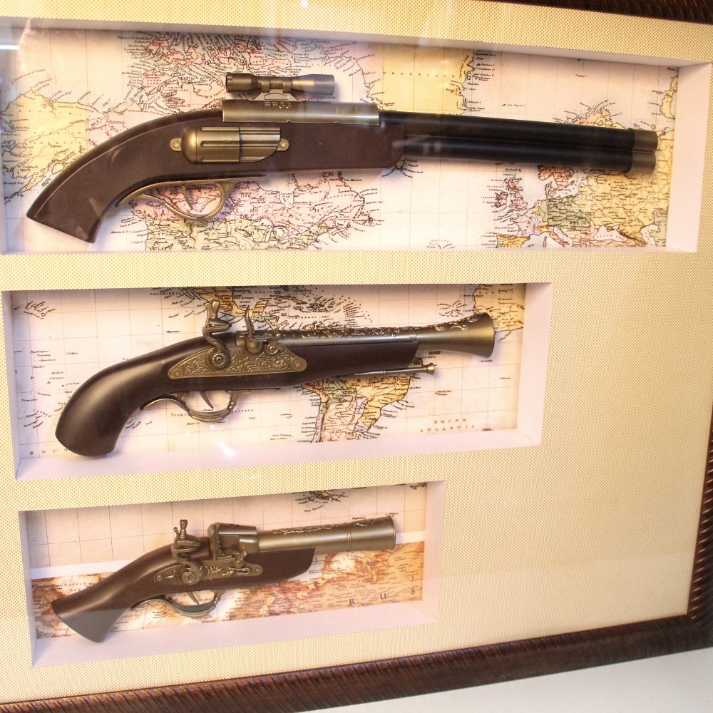 Gun With Frame