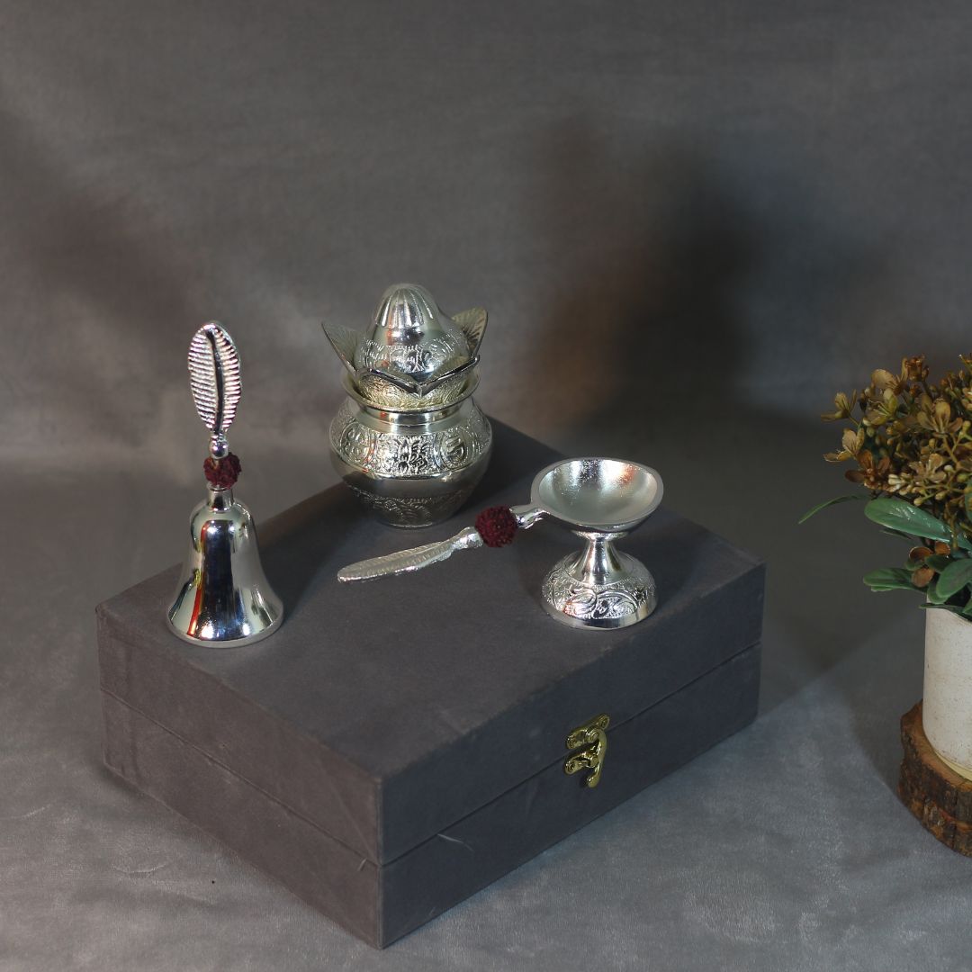 Kalash Diya Ghanti Set - 8