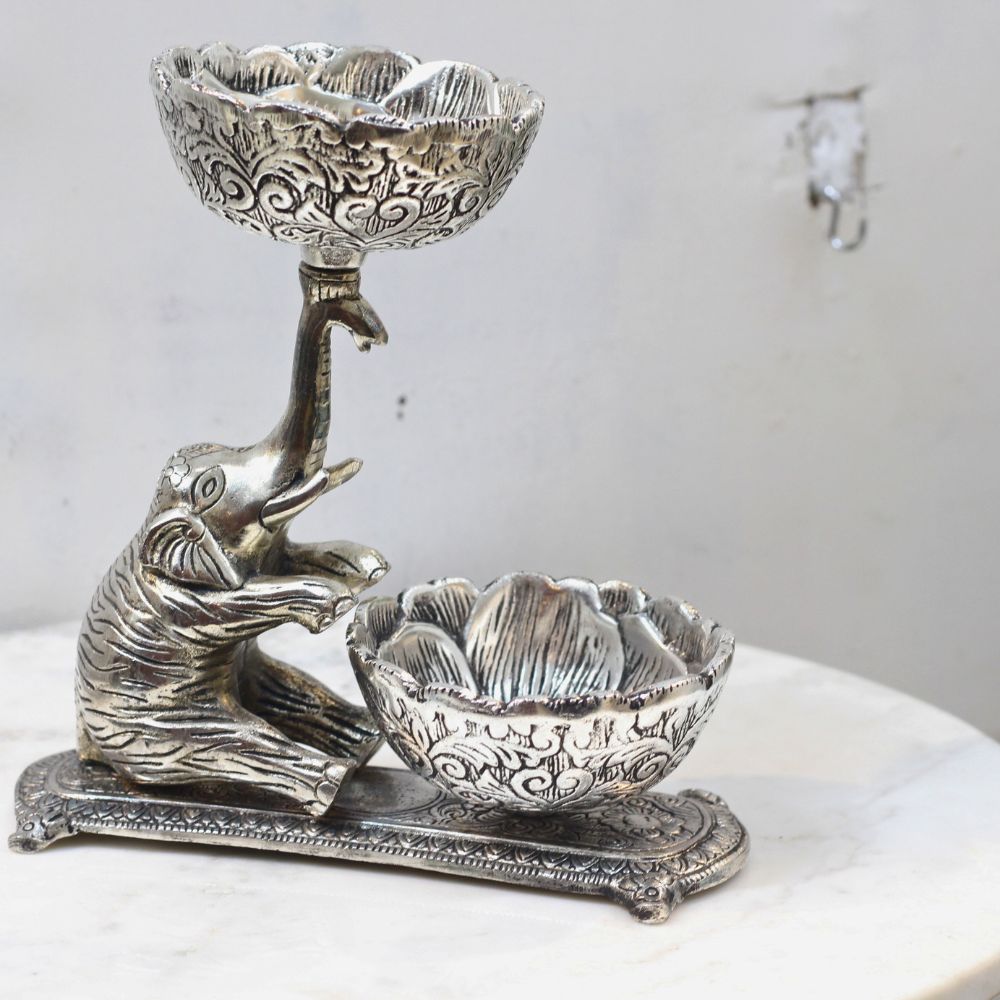 Metal Elephant With 2 Bowl - 5