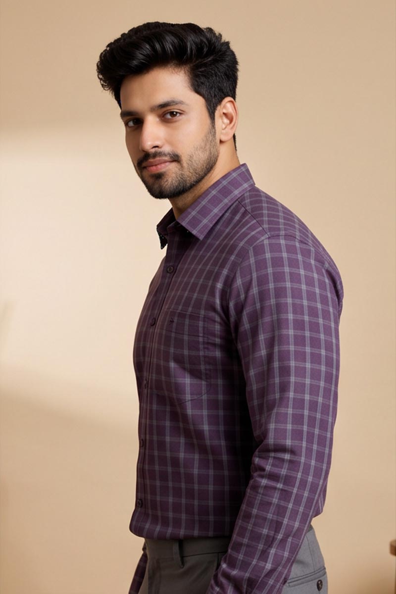 Stylish piece combines classic design with modern flair (BURGANDY) - 2